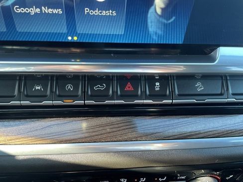 Certified 2022 Chevrolet Silverado 1500 RST w/ Z71 Off-Road Package image 24