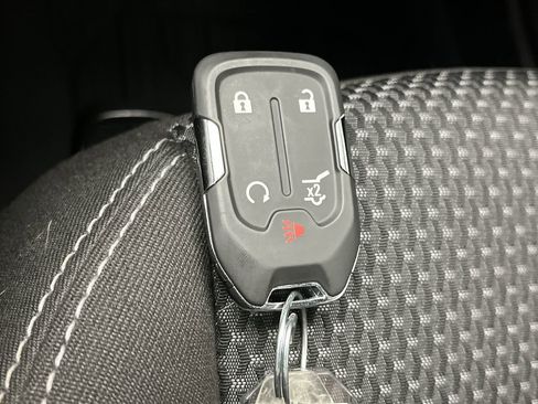 Certified 2024 GMC Terrain SLE w/ Driver Convenience Package image 26