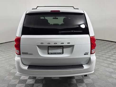 Used 2014 Dodge Grand Caravan SXT FWD image 6