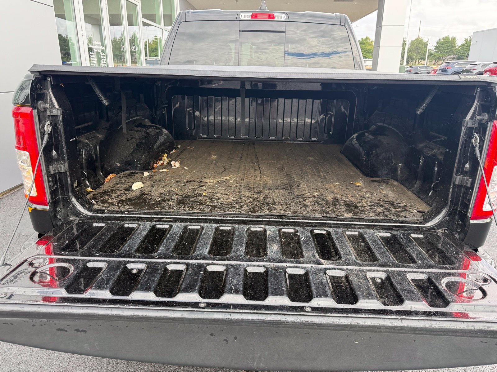 Used 2020 RAM 1500 Big Horn AWD/4WD image 3