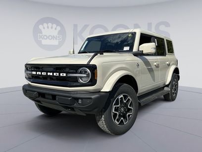 New 2025 Ford Bronco Outer Banks