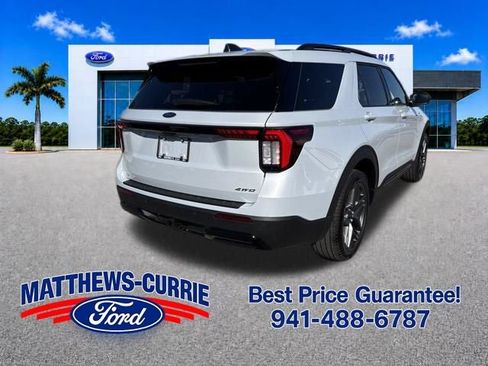 New 2026 Ford Explorer ST-Line w/ ST-Line Street Pack AWD/4WD image 4