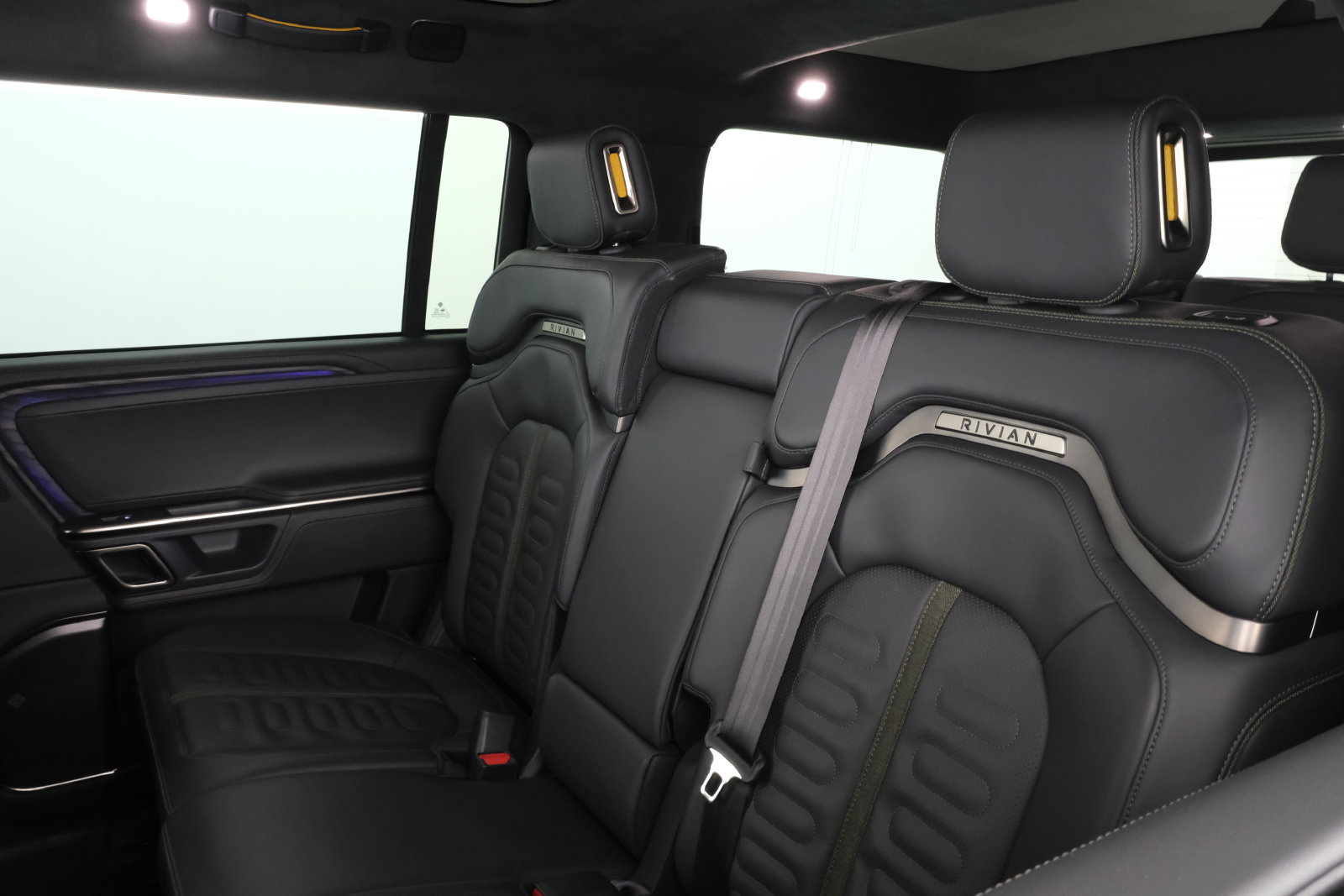 Used 2023 Rivian R1S Adventure Quad AWD/4WD image 34