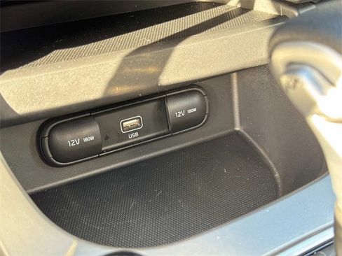 Used 2022 Kia Seltos LX image 26