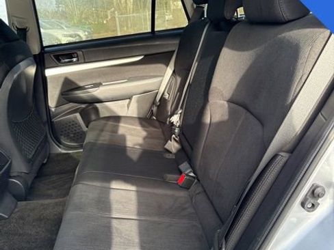 Used 2013 Subaru Outback 2.5i Premium w/ All-Weather Pkg image 10