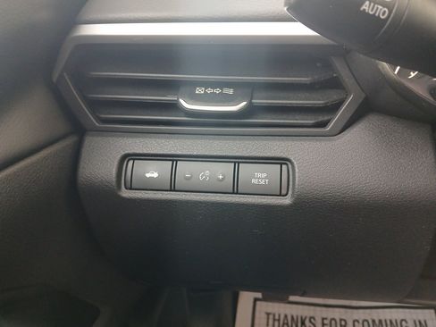 Used 2021 Nissan Altima 2.5 SV image 16