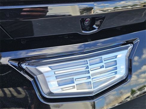 New 2026 Cadillac Lyriq V w/ Exterior Carbon Fiber Package image 21