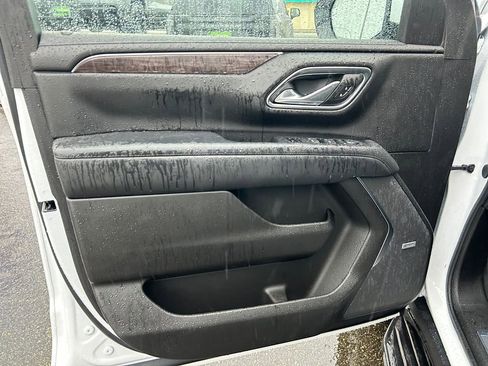 Used 2024 Chevrolet Tahoe LT w/ Luxury Package image 22