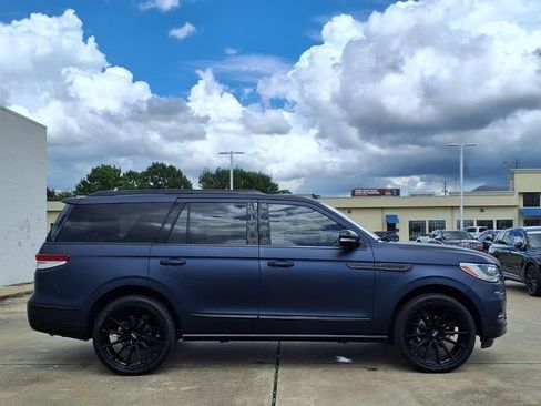 Certified 2023 Lincoln Navigator Reserve RWD image 21
