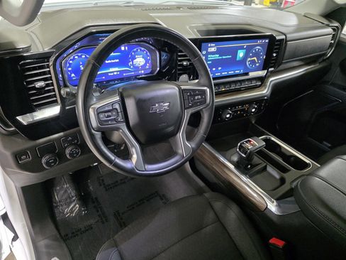 Used 2023 Chevrolet Silverado 1500 RST w/ Redline Edition image 27