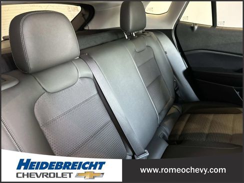 Certified 2024 Chevrolet Trax LT w/ Driver Confidence Package FWD image 33
