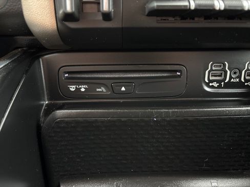 Used 2019 RAM 1500 Laramie image 26