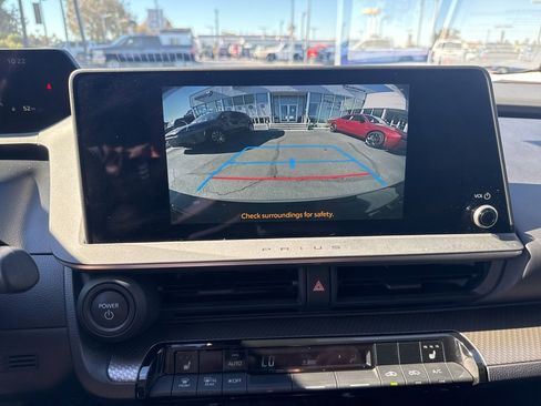 Used 2024 Toyota Prius XLE image 21