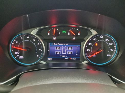 Used 2020 Chevrolet Equinox LT FWD image 23