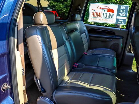 Used 2003 Ford Excursion Eddie Bauer image 32