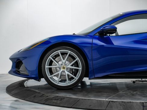 New 2025 Lotus Emira image 6