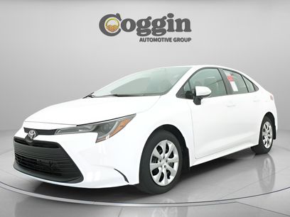 Used 2025 Toyota Corolla LE