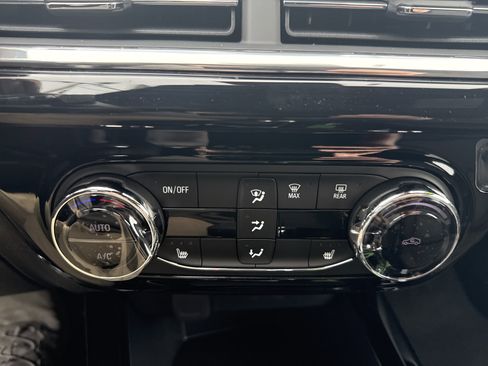 New 2026 Chevrolet Trax RS w/ Driver Confidence Package image 26