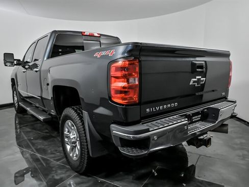 Used 2017 Chevrolet Silverado 2500 LTZ w/ Duramax Plus Package image 9