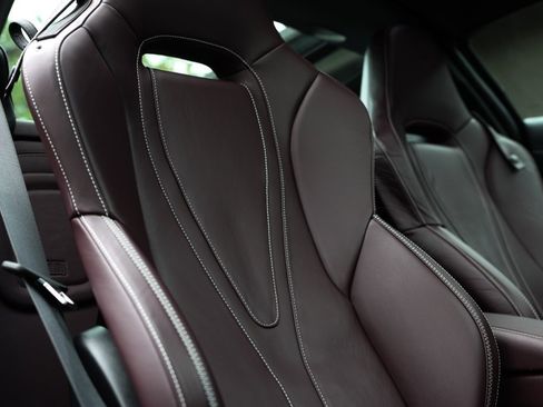 Used 2018 McLaren 720S Performance image 3