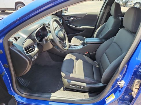 Used 2023 Chevrolet Malibu LT image 11