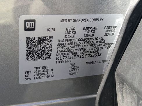 Used 2025 Chevrolet Trax LT w/ LT Convenience Package FWD image 35