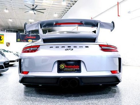 Used 2018 Porsche 911 GT3 RWD image 14