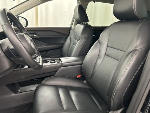 Used 2022 Nissan Rogue SL w/ SL Premium Package image 9