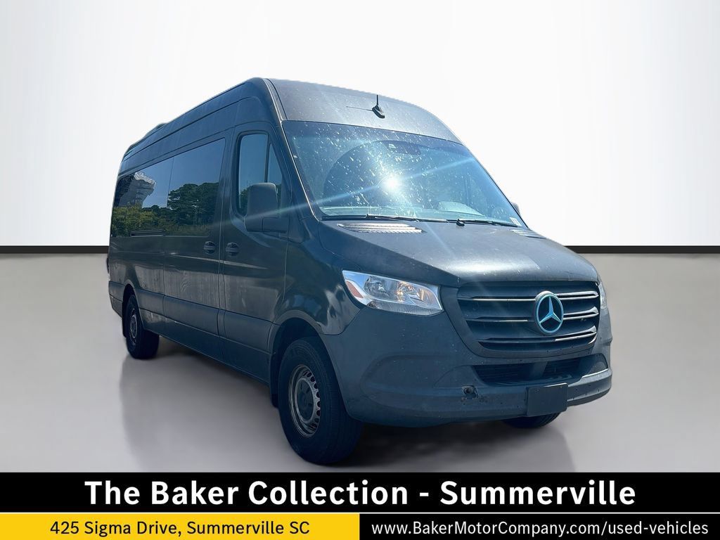 Used 2022 Mercedes-Benz Sprinter 2500 image 1