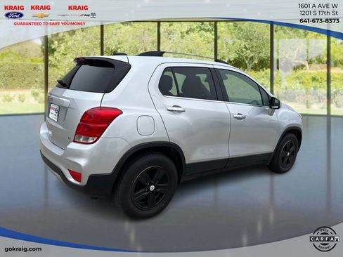 Used 2019 Chevrolet Trax LT w/ LT Convenience Package FWD image 5