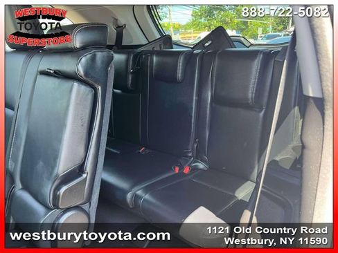 Used 2018 Toyota Highlander XLE AWD/4WD image 19