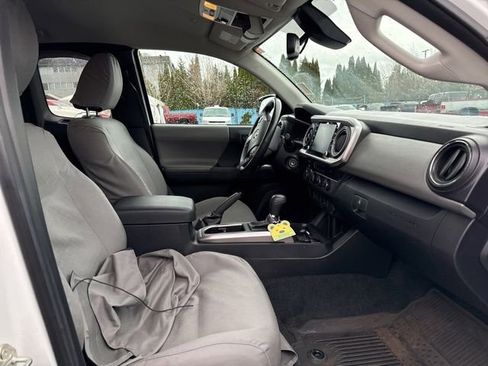 Used 2021 Toyota Tacoma SR5 image 28