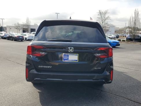 New 2026 Honda Odyssey Elite image 5