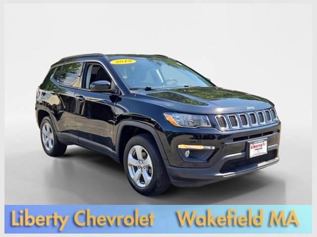 Used 2019 Jeep Compass Latitude w/ Popular Equipment Group AWD/4WD image 1