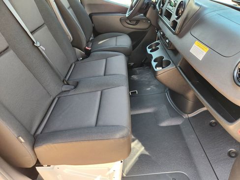New 2026 Mercedes-Benz Sprinter 2500 image 3