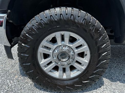 Used 2017 Ford F250 XL w/ Power Equipment Group image 8