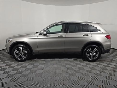 Used 2019 Mercedes-Benz GLC 300 GLC 300 image 2