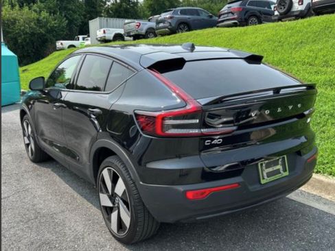 Used 2024 Volvo C40 P8 Recharge Ultimate w/ Protection Package Premier RWD image 9