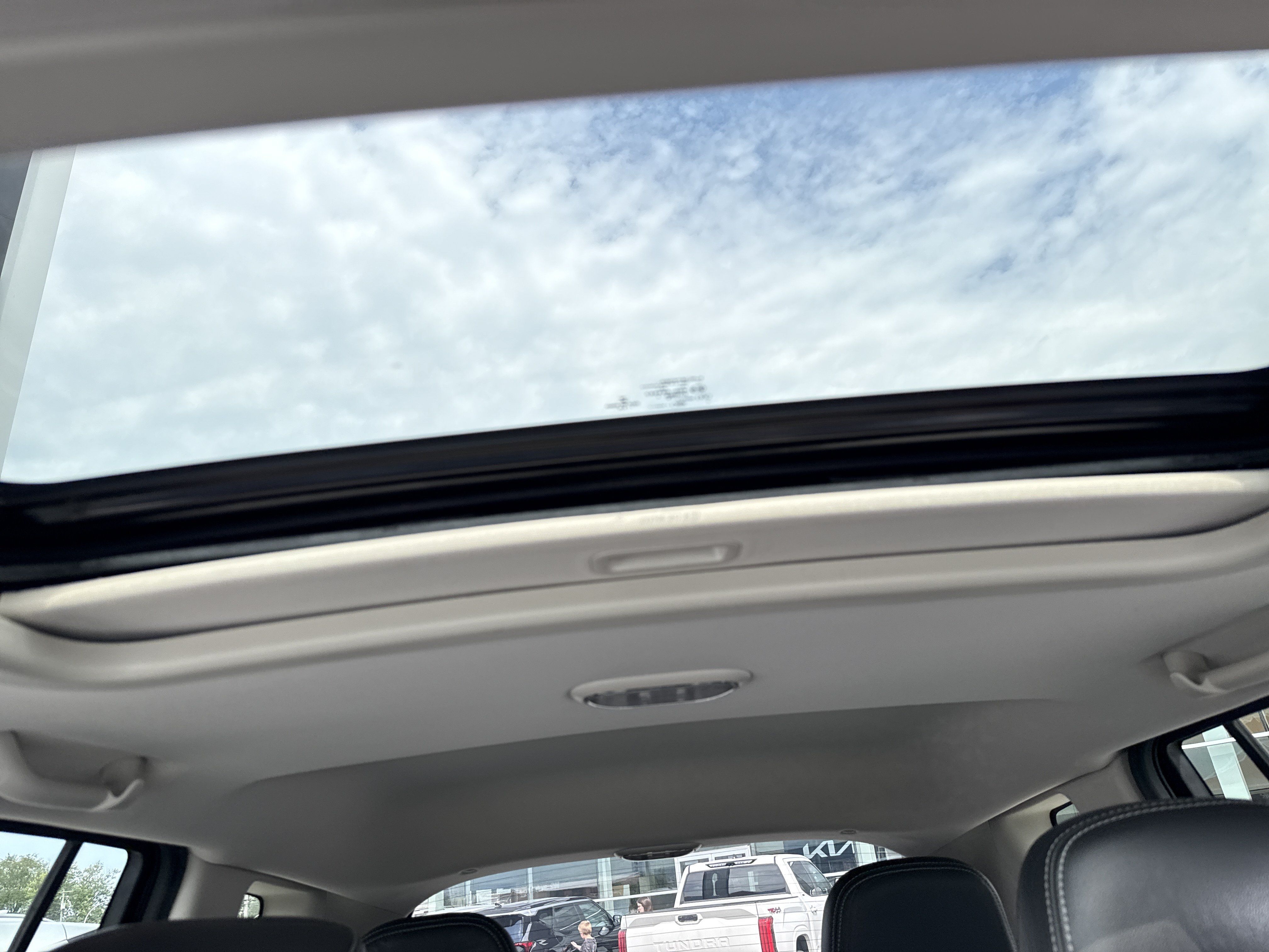 Used 2015 Jeep Compass High Altitude AWD/4WD image 28