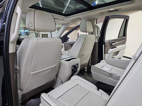 Used 2022 GMC Yukon Denali image 25