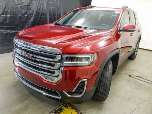 Used 2023 GMC Acadia SLE w/ Driver Convenience Package image 4