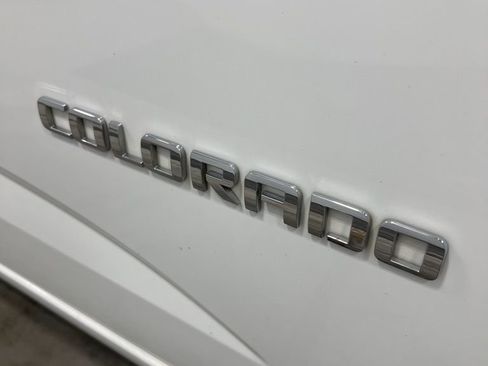 Used 2018 Chevrolet Colorado W/T w/ WT Convenience Package image 10