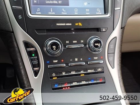 Used 2020 Lincoln Nautilus Reserve w/ Equipment Group 202A image 25