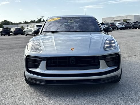 Used 2023 Porsche Macan S AWD/4WD image 2