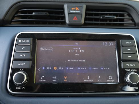 Used 2024 Nissan Versa SV FWD image 16