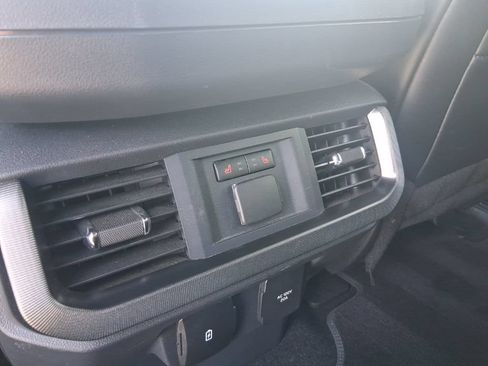 Used 2024 Ford F150 Platinum AWD/4WD image 17