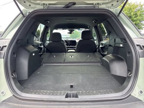 Used 2026 Chevrolet Equinox LT FWD image 34