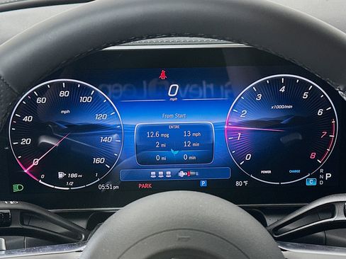 New 2025 Mercedes-Benz GLC 300 4MATIC image 12