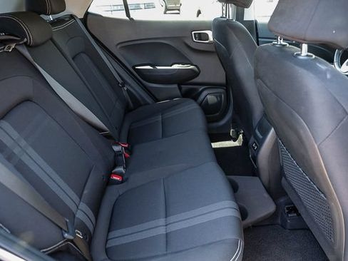 Certified 2024 Hyundai Venue SEL FWD image 22