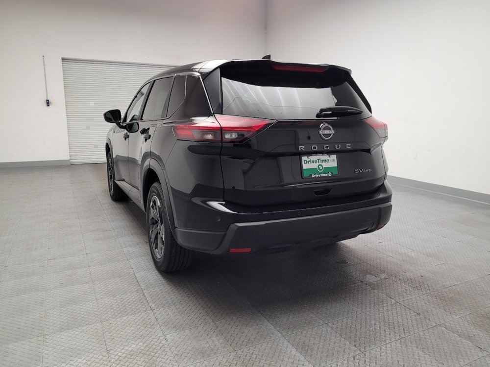 Used 2024 Nissan Rogue SV AWD/4WD image 6